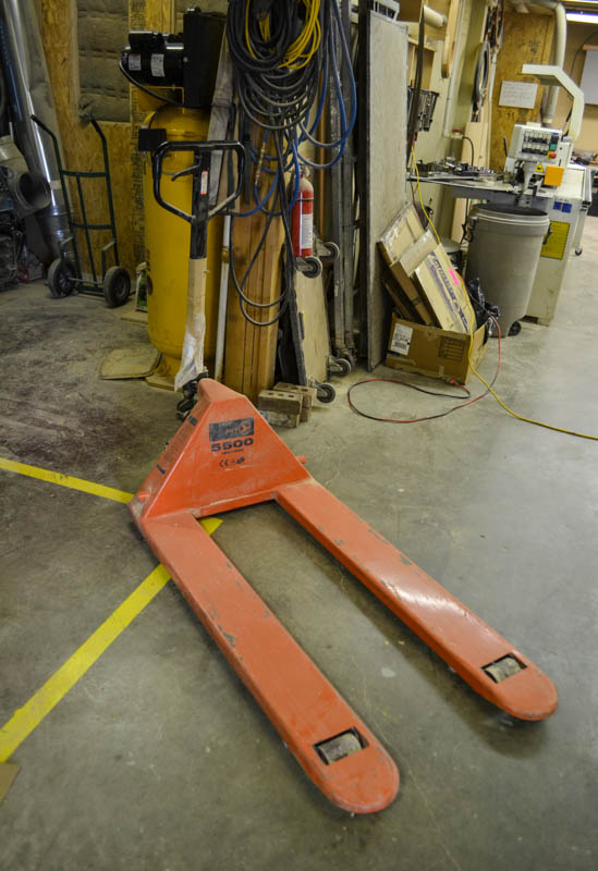 Used Jet 5500 Pallet Jack Coast Machinery Group