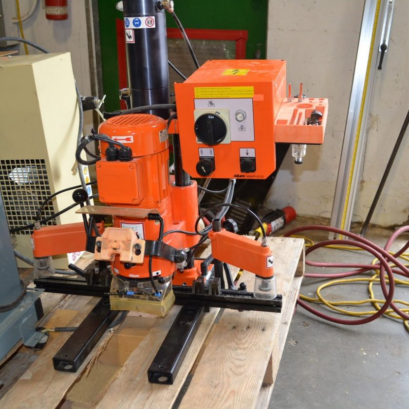 Used Blum Pneumatic Minipress P Hinge Machine Coast Machinery Group