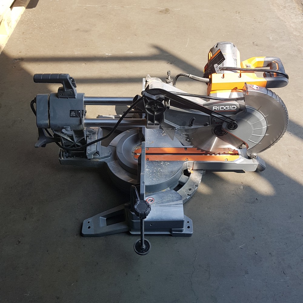 Used Rigid 10 in. Dual Bevel Sliding Miter Saw – Coast Machinery Group