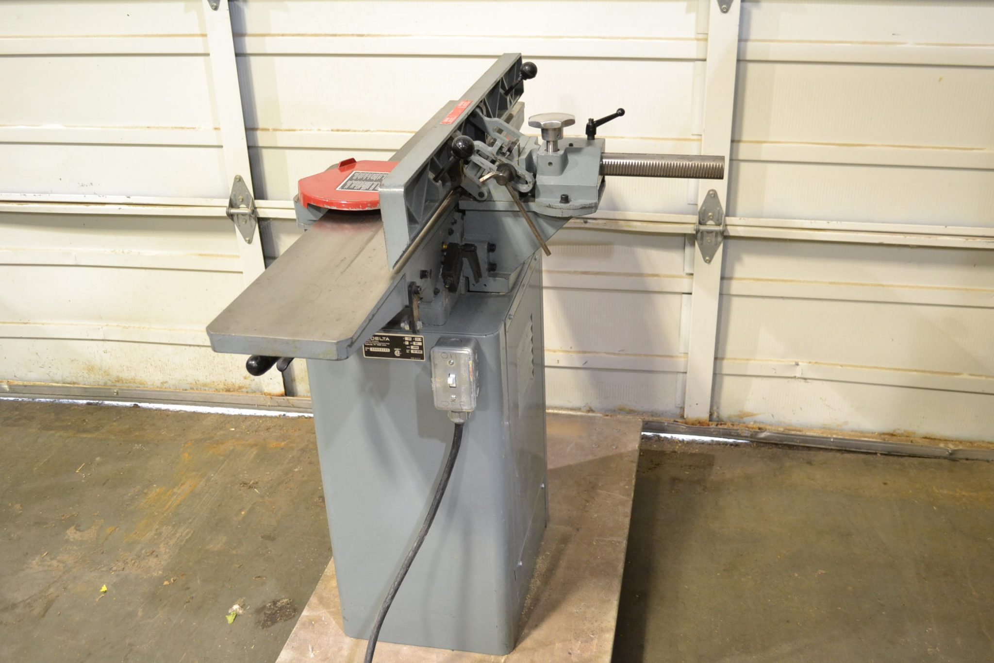 Used Delta 6 Inch professional jointer 37196C Coast Machinery Group