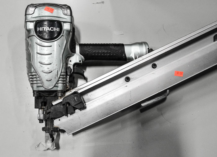 Used Hitachi NR90AF 2Inch to 31/2Inch Strip Nailer Coast Machinery