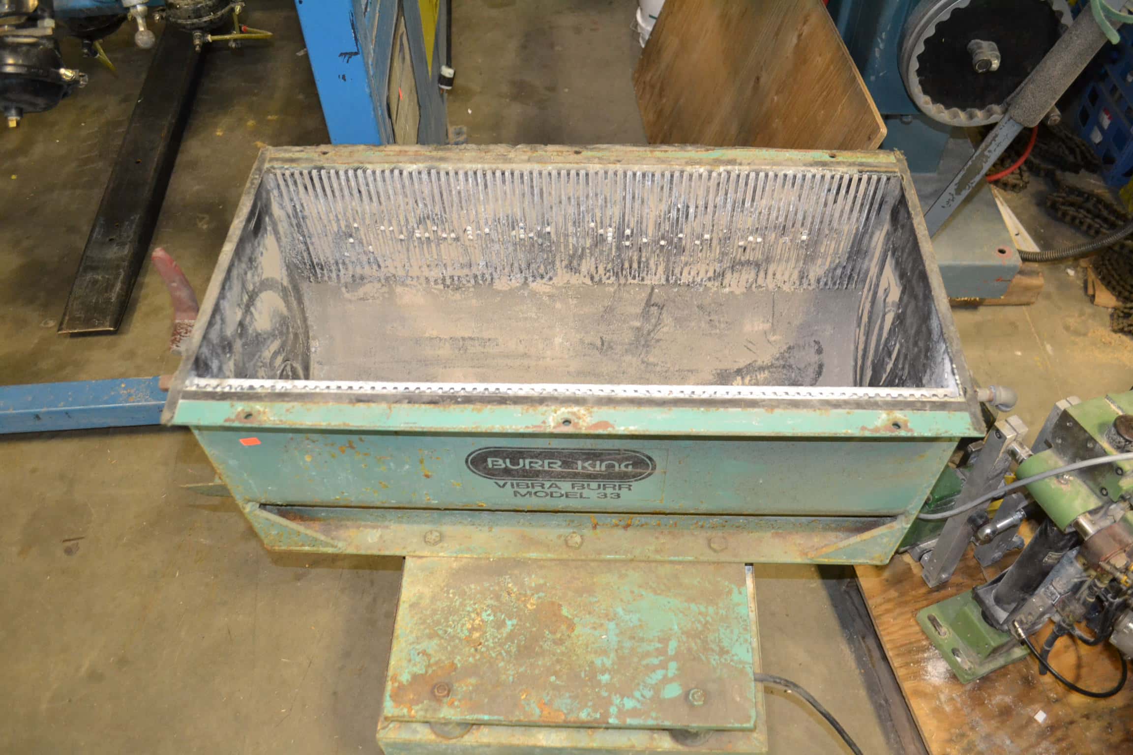 Used Burr King Vibra Burr Model 33 MC150 Vibratory Deburring Chamber
