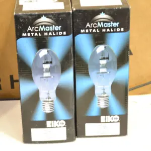 EIKO Metal Halide 250 Watt bulb