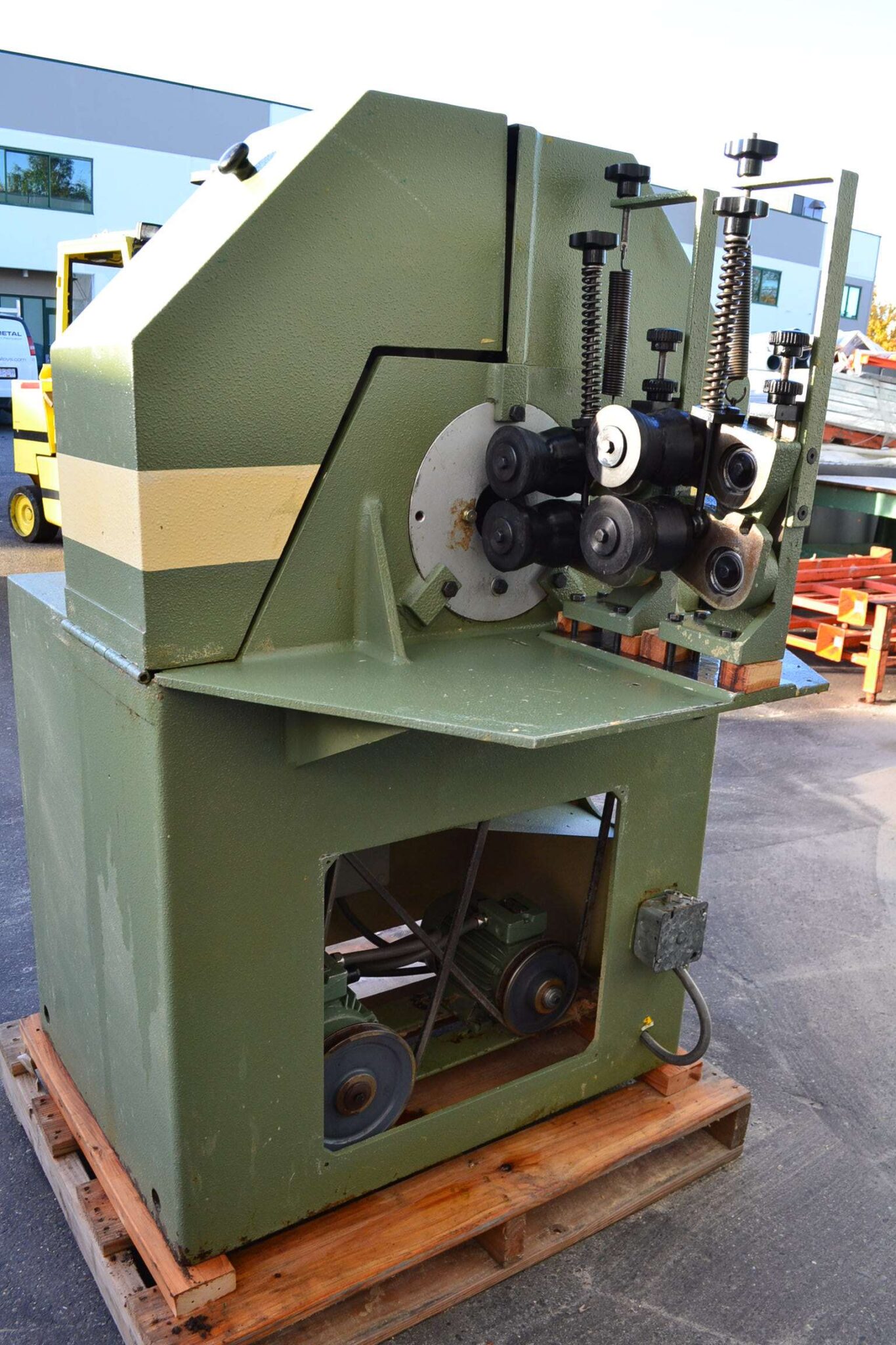 Used Brusa LT80 Automatic Sanding machine Coast Machinery Group
