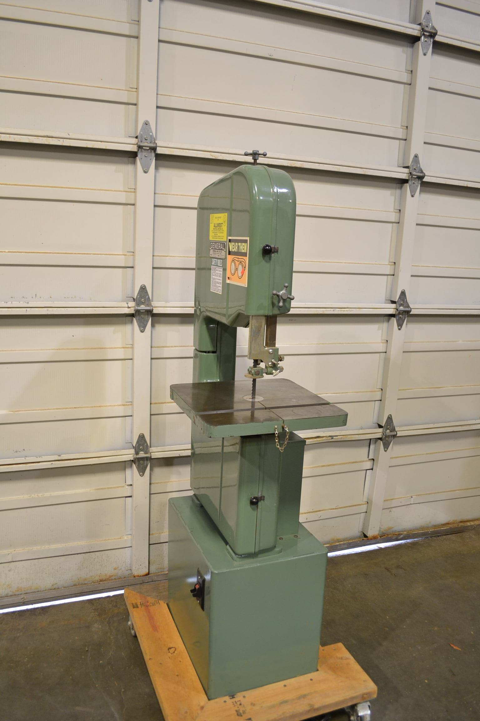 Used General 490 15 Inch Woodcutting 