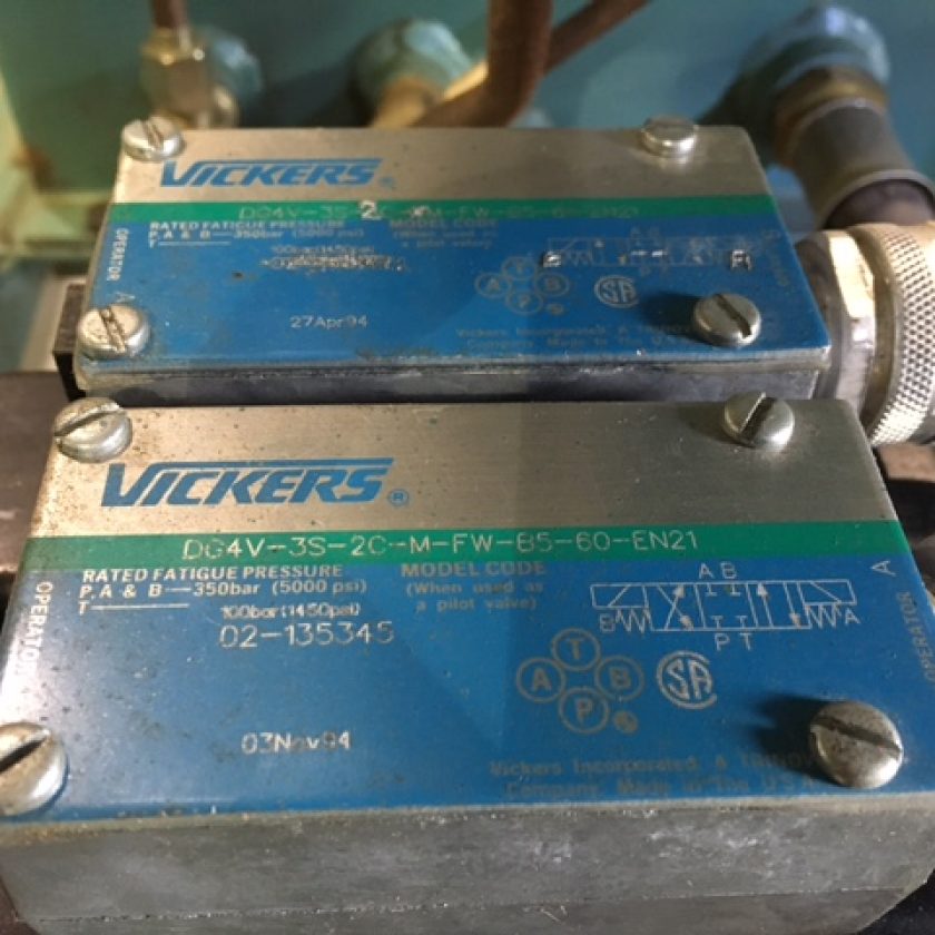 Used Vickers Hydraulic Control Unit – Coast Machinery Group