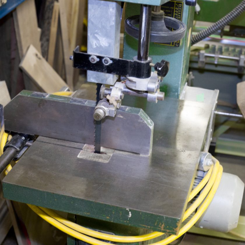 Felder FB 440 Bandsaw – Coast Machinery Group