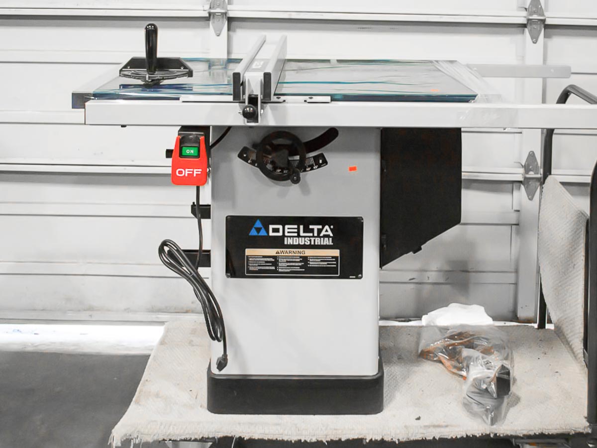 Delta Hybrid Table Saw