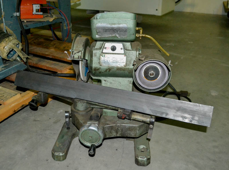 Used Hitachi UA 130 Finishing Grinder for straight knives Coast