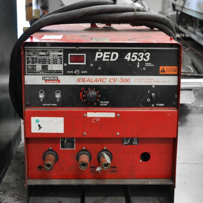 Used Lincoln Idealarc CV300 Welder Coast Machinery Group