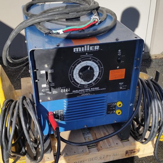 Used Miller Dialarc 250 AC/DC Welder Coast Machinery Group