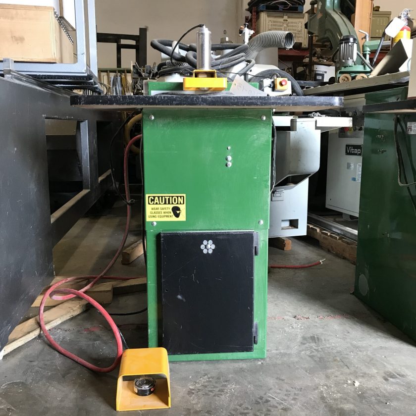 Used Castle TSM21 Screw Pocket Machine Coast Machinery Group