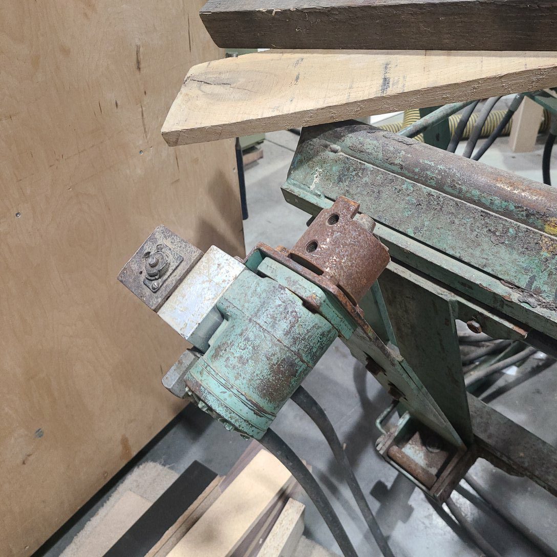 Used Doucet clamp Carrier Coast Machinery Group