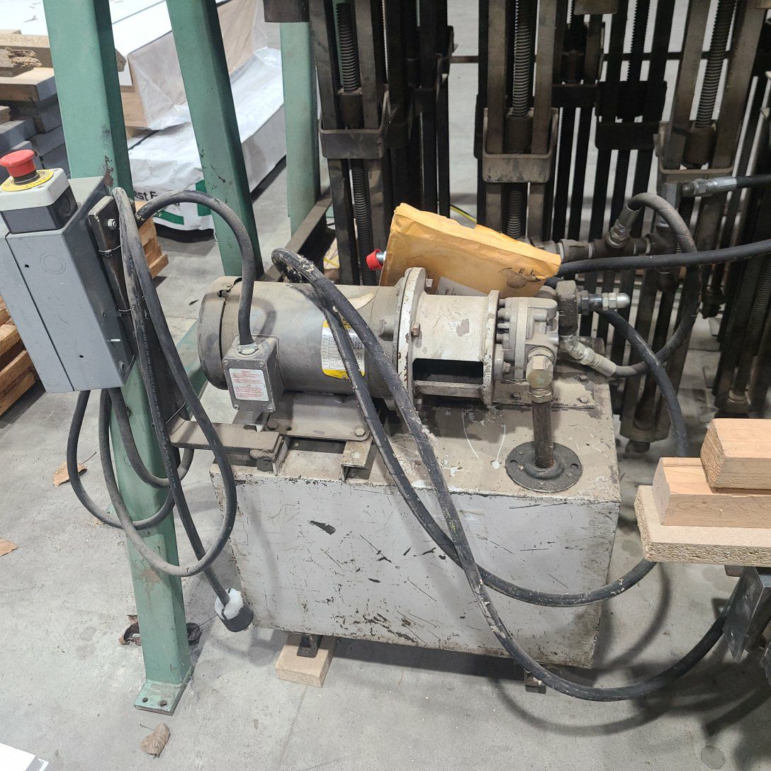 Used Doucet clamp Carrier Coast Machinery Group