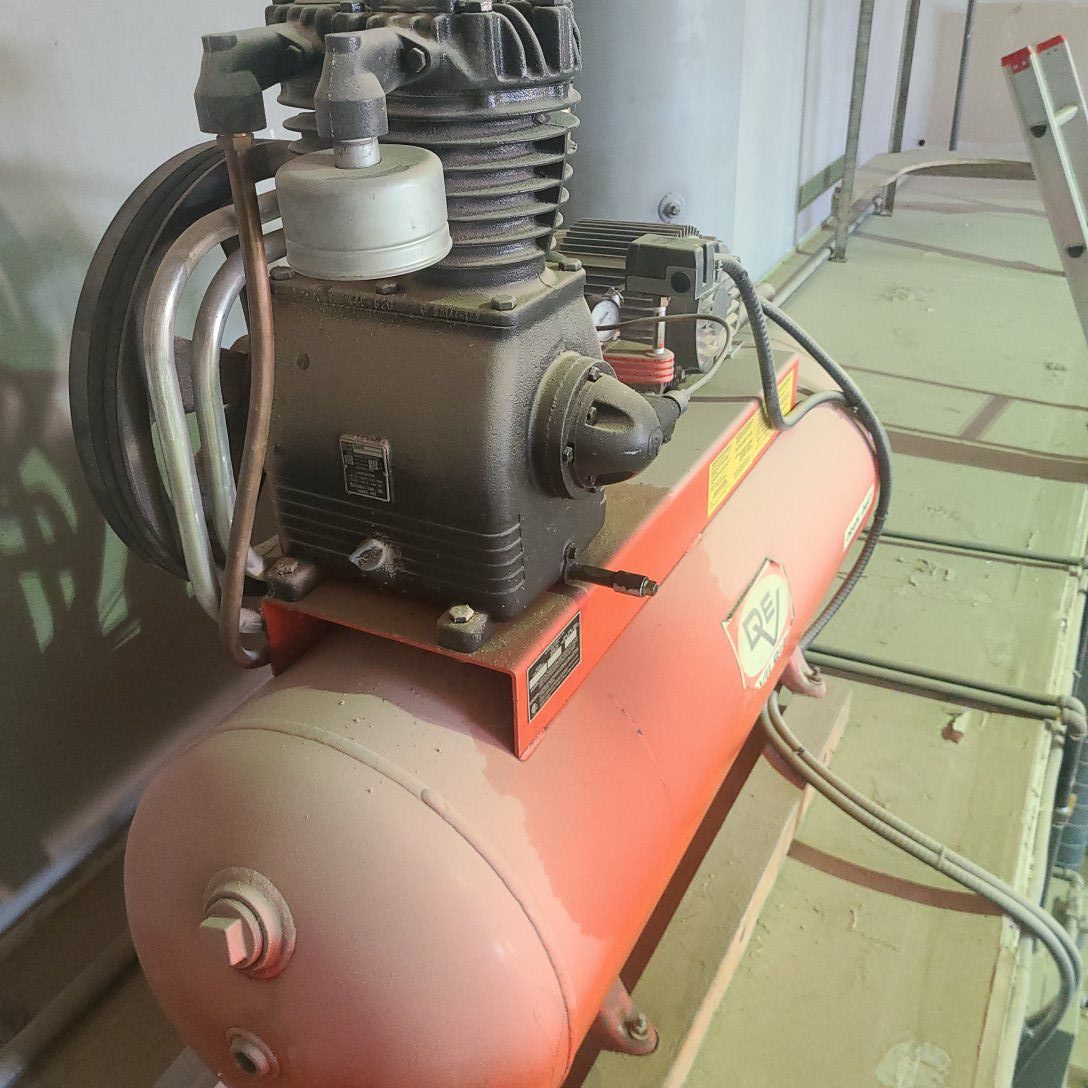 Devilbiss clearance air compressor