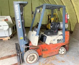 Nissan 25PV Forklift