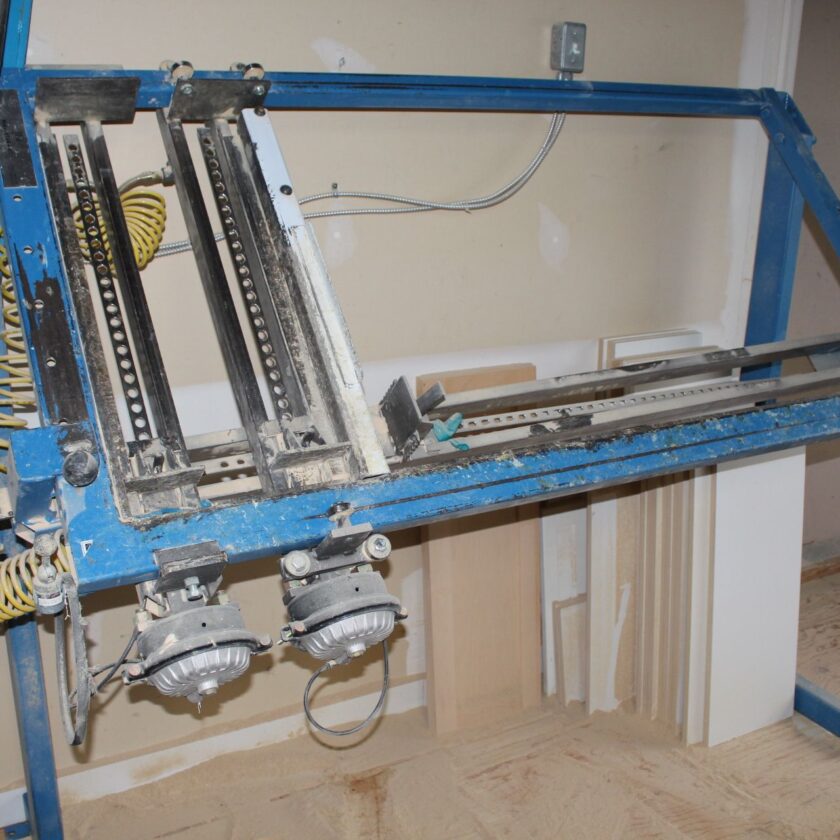 Used JLT 79K6DC Door Clamp Coast Machinery Group