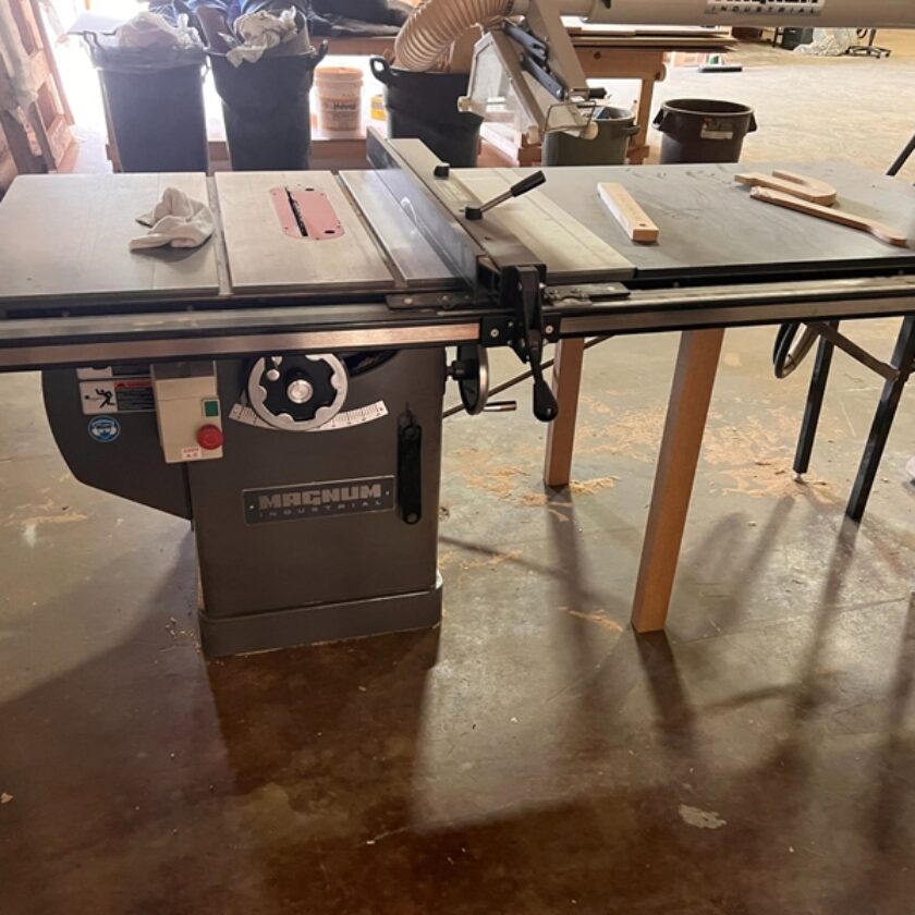 Used Magnum Industrial UOTS10S53 Heavy Duty Table Saw Coast
